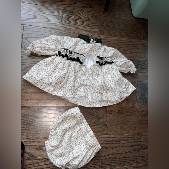 Floral Kids Dress with Bloomers 12 months European designer Foque - Picture 3 of 7